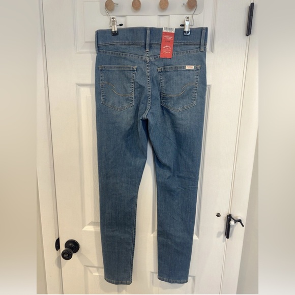 Levi Strauss Straight Leg Jeans Classic Blue | Women’s Size 6 | New With Tags - Picture 4 of 9